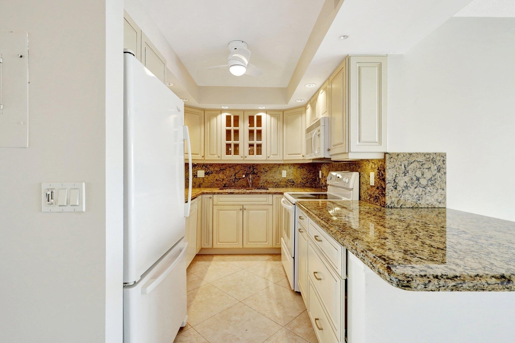 336 Golfview Road - Photo 5