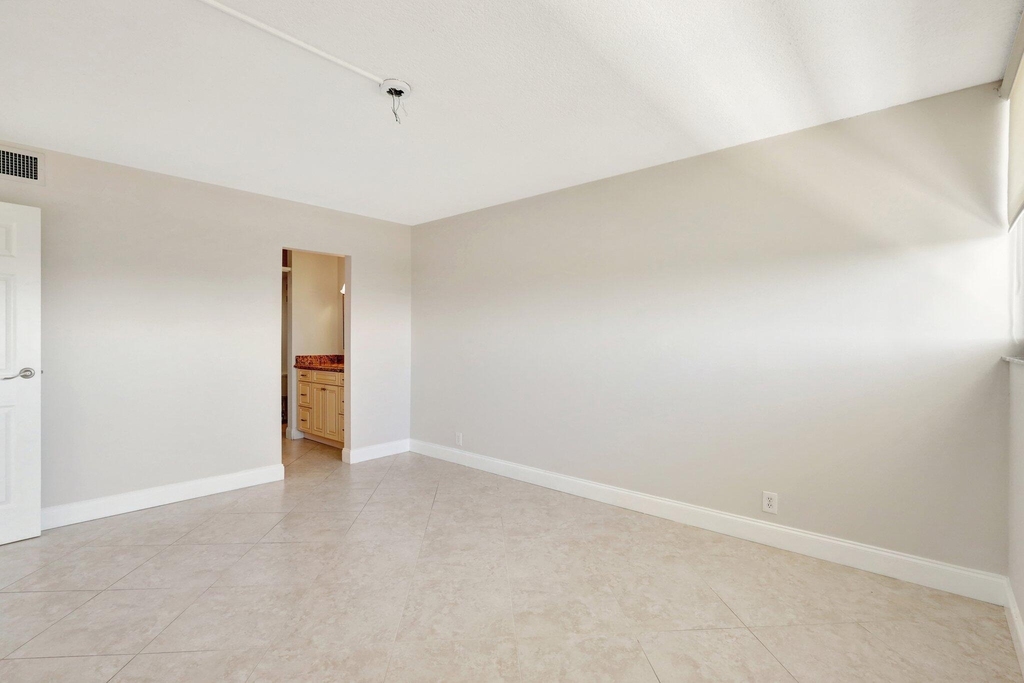 336 Golfview Road - Photo 12