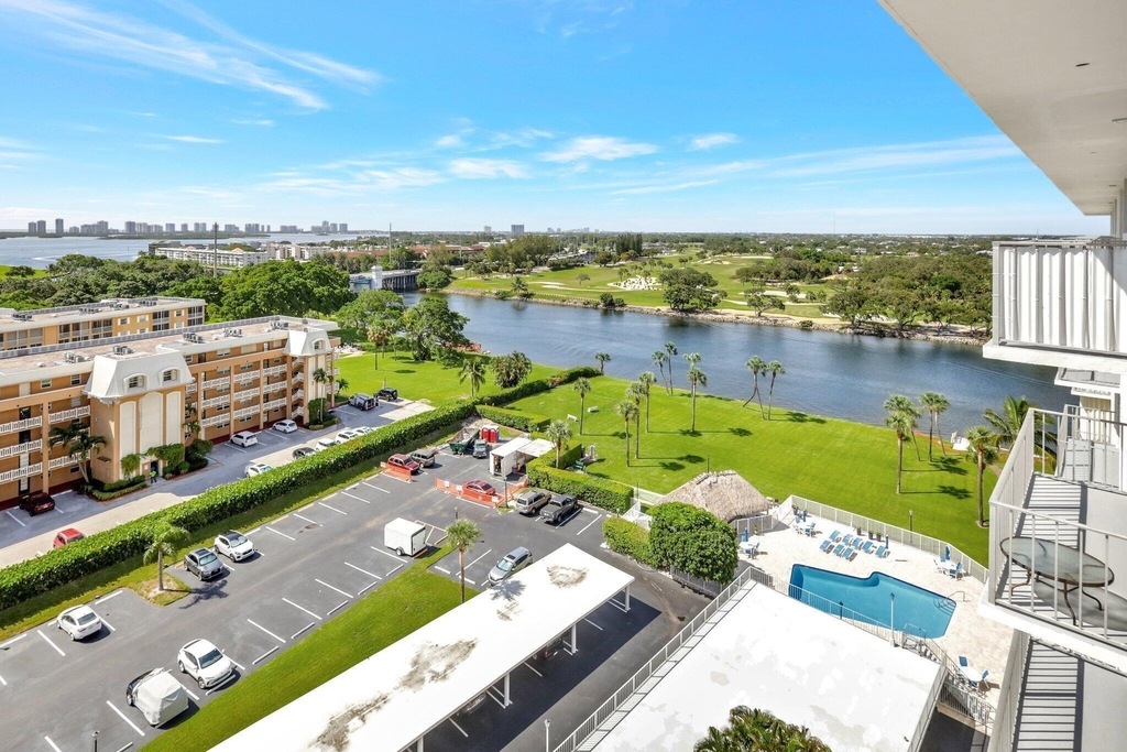 336 Golfview Road - Photo 10