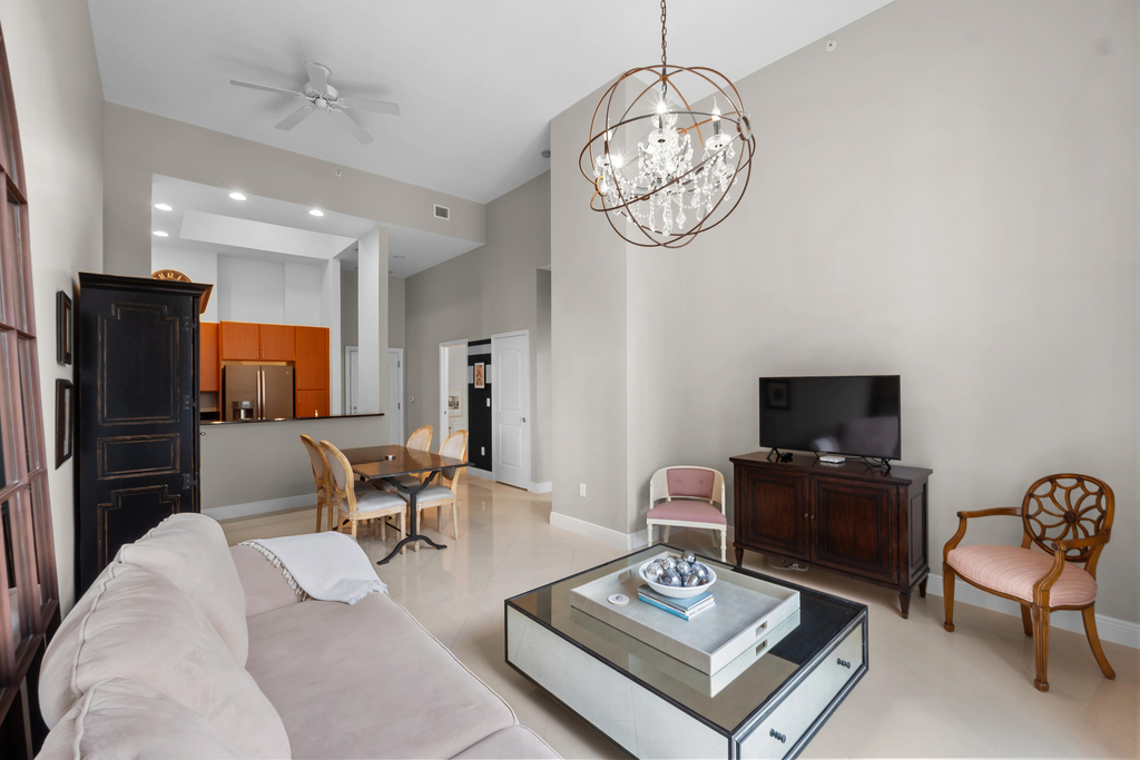 701 S Olive Avenue - Photo 11