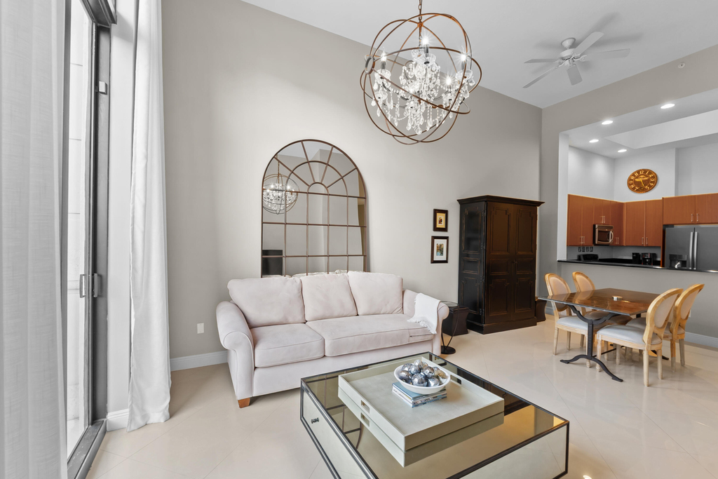 701 S Olive Avenue - Photo 1