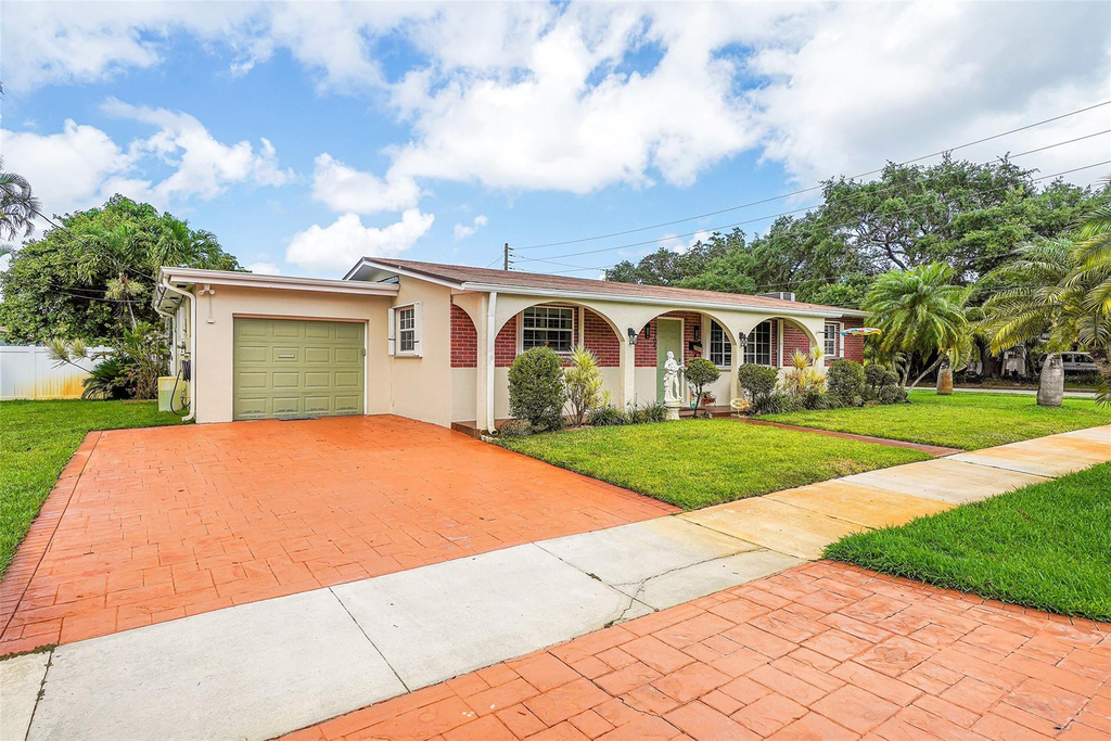 2705 Roosevelt Street - Photo 0