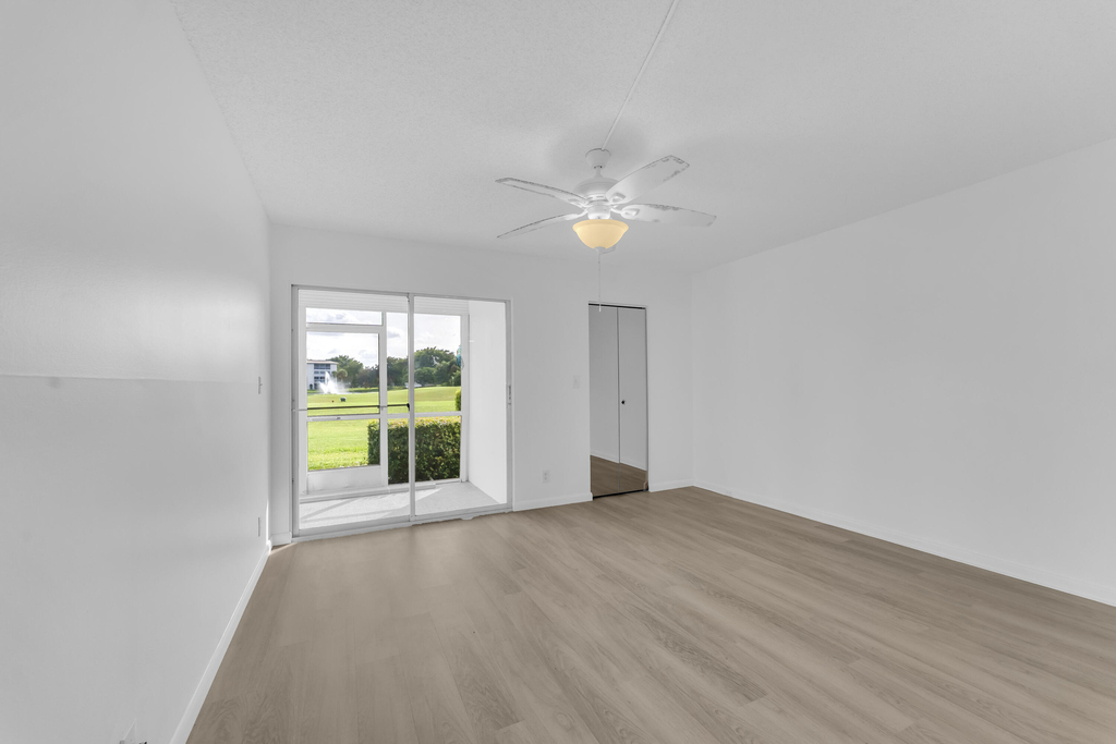 3003 Portofino Isle - Photo 18