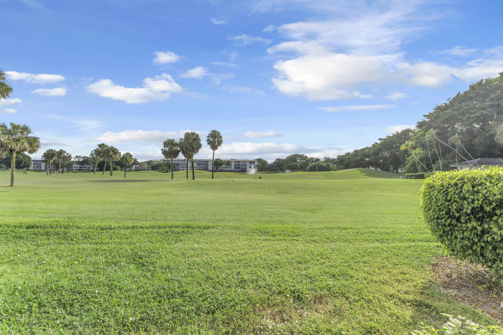 3003 Portofino Isle - Photo 1