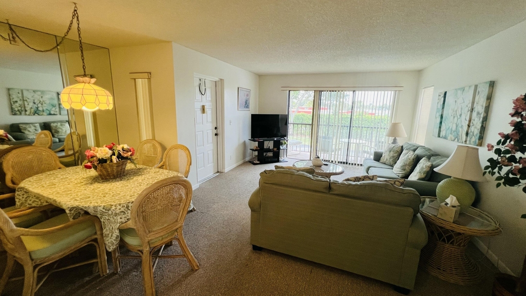 827 Sky Pine Way - Photo 4