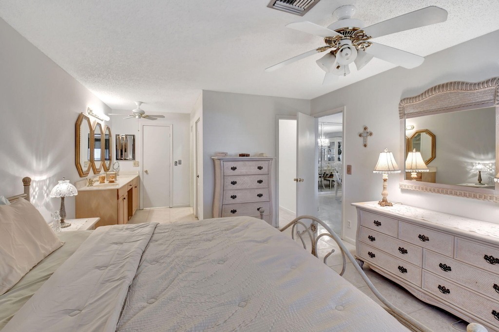 1670 Nw 18th Avenue - Photo 16