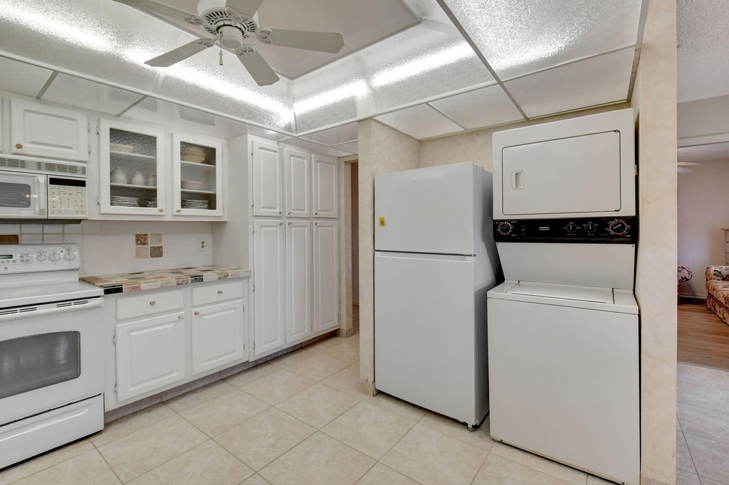 1670 Nw 18th Avenue - Photo 4