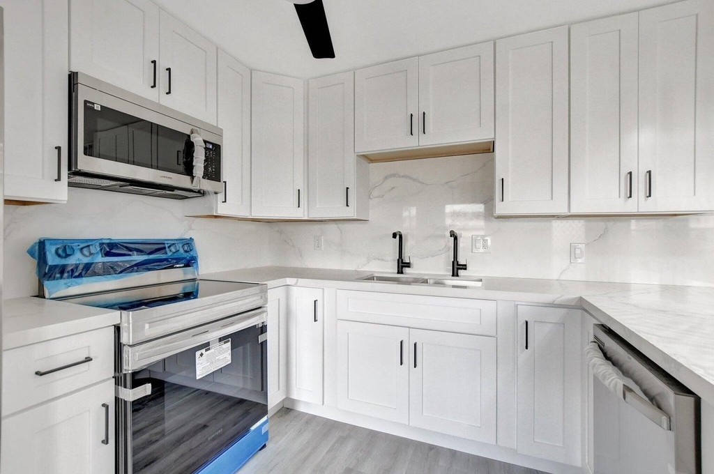 2053 Wolverton C - Photo 4