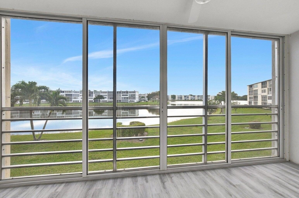 2053 Wolverton C - Photo 13