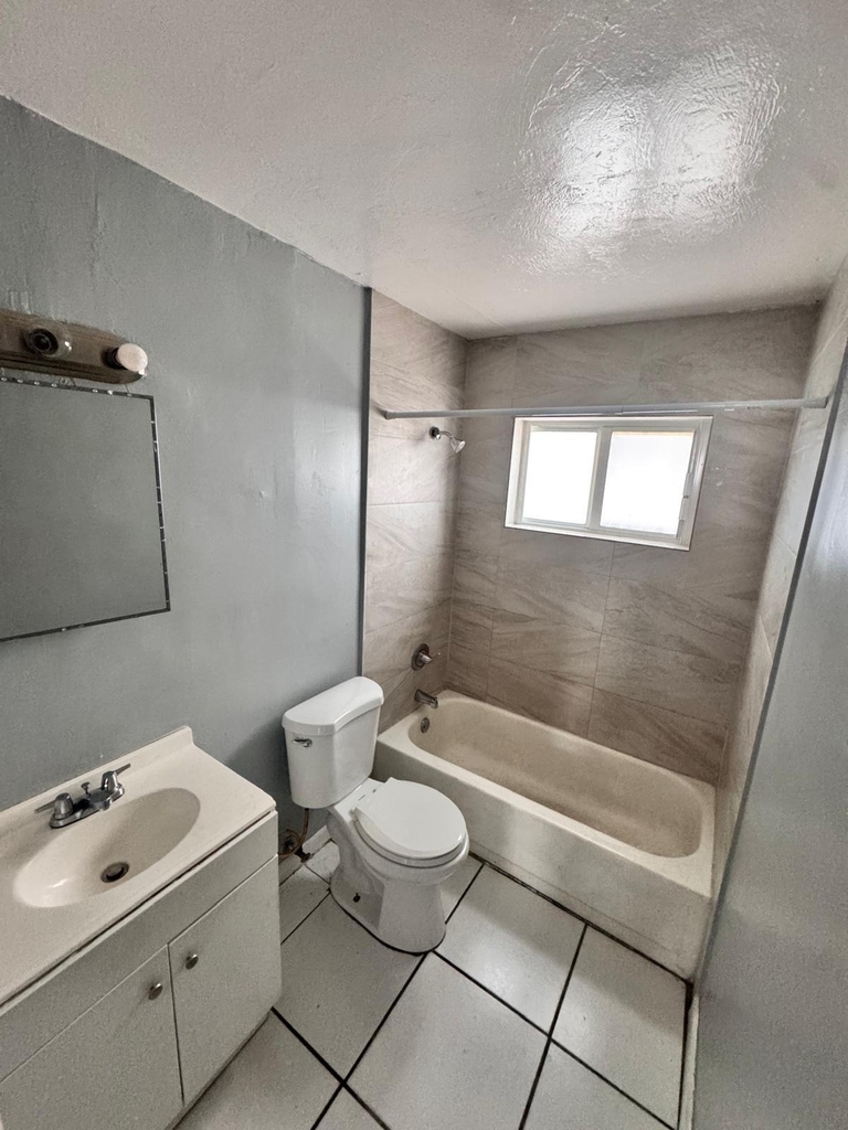 1132 Nw 5th Court - Photo 5