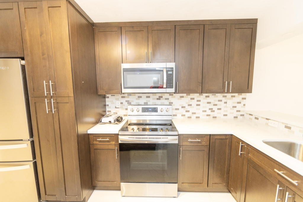 11060 S Lakeview Drive - Photo 10