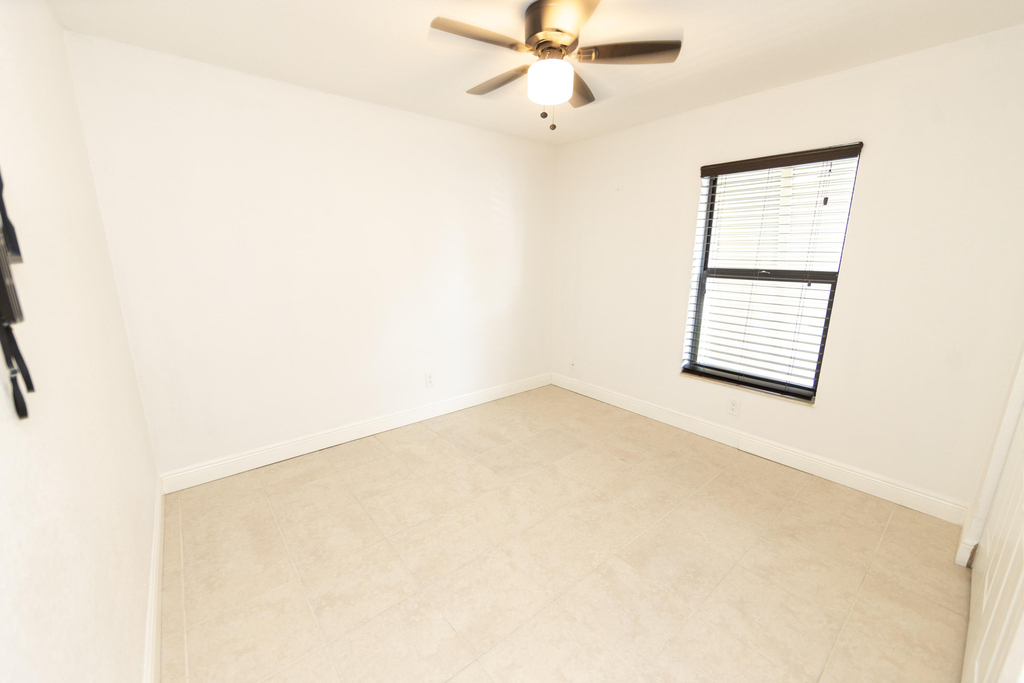 11060 S Lakeview Drive - Photo 25