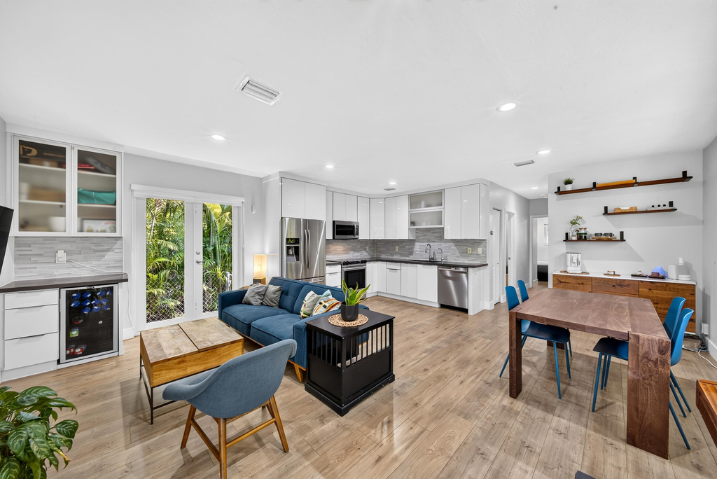 1015 Madrid Street - Photo 3
