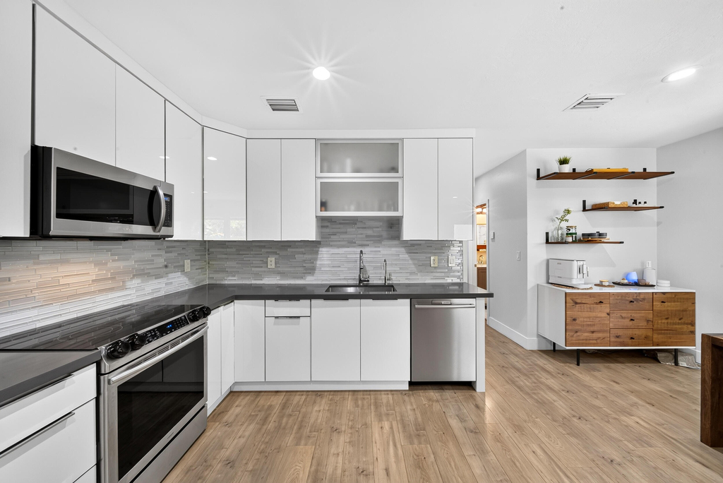 1015 Madrid Street - Photo 11
