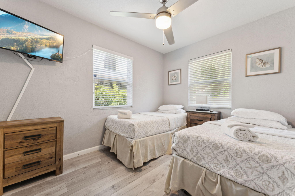 1631 N Andrews Square - Photo 5