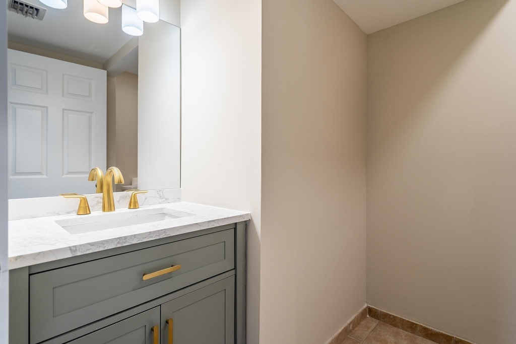 4250 Nw 1st Place - Photo 10