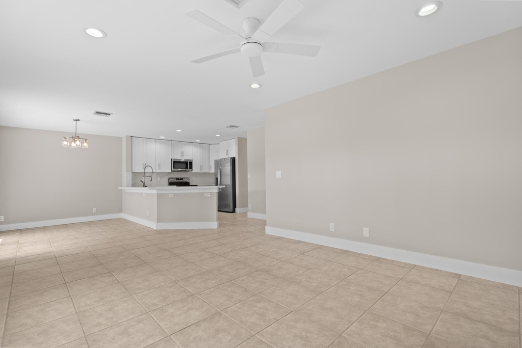 4250 Nw 1st Place - Photo 15
