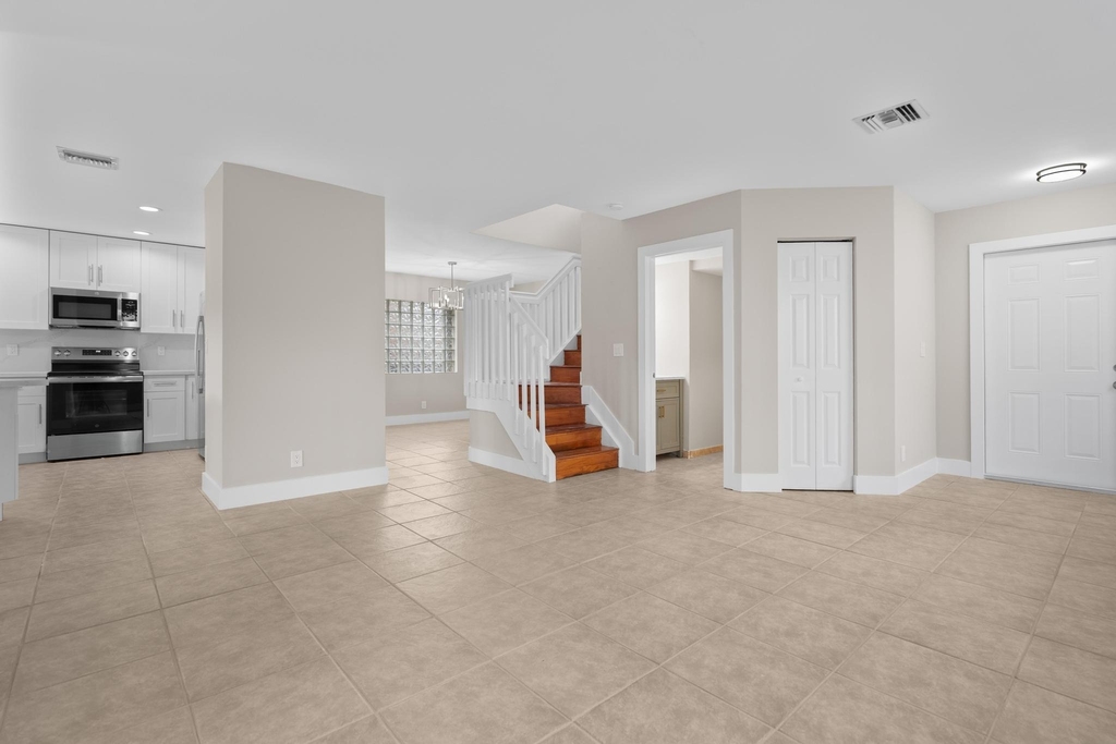 4250 Nw 1st Place - Photo 7
