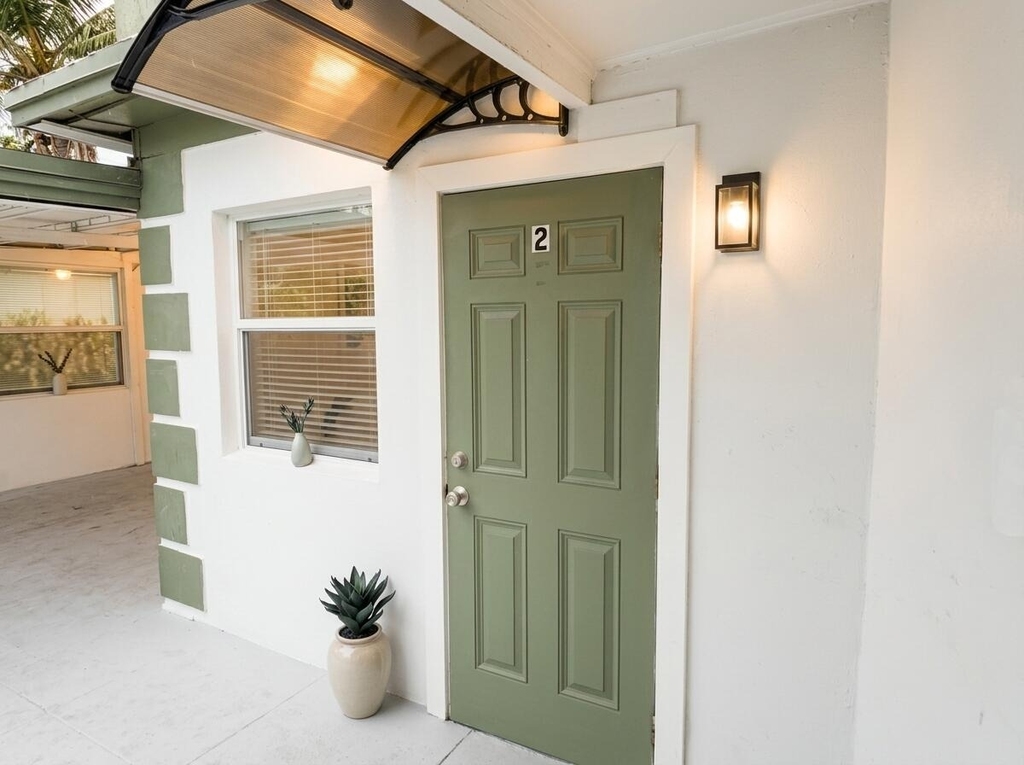 825 Truman Street - Photo 4