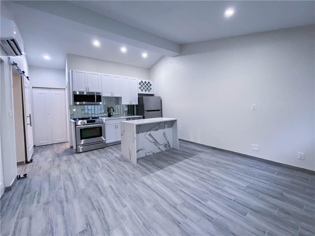 315 Sw 7th Street - Photo 2