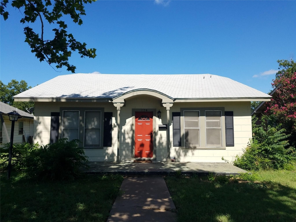 774 Grand Avenue - Photo 0