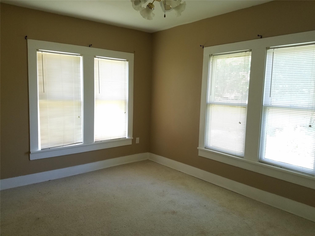 774 Grand Avenue - Photo 4