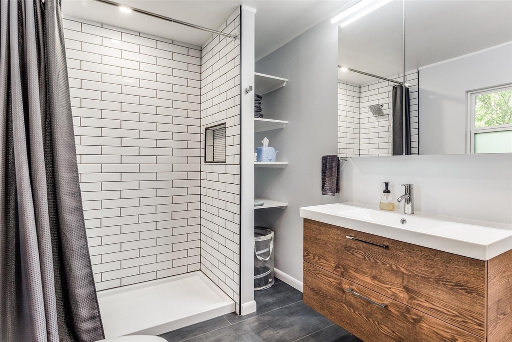 10312 Sylvia Drive - Photo 10