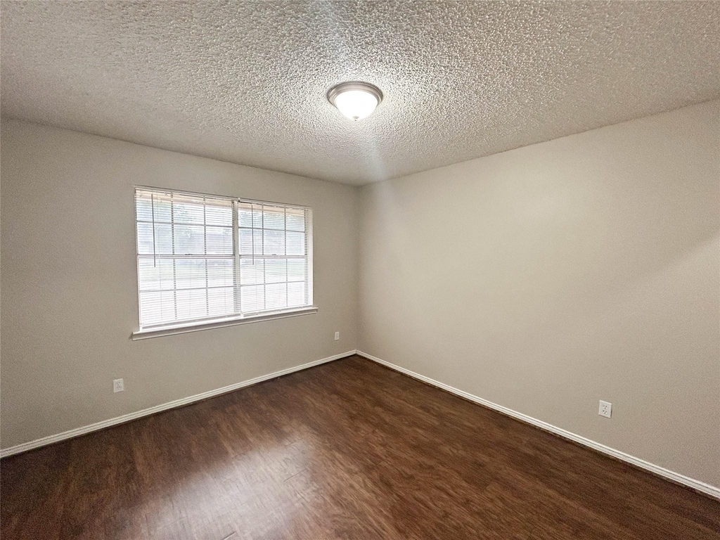 1603 S Hall Street - Photo 10