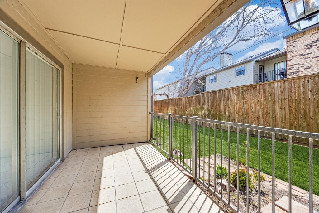 5300 Keller Springs Road - Photo 12