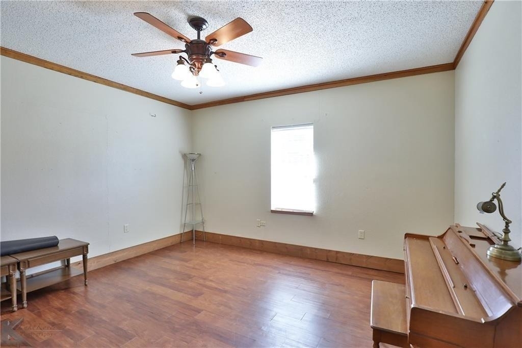 418 Elm Street - Photo 3