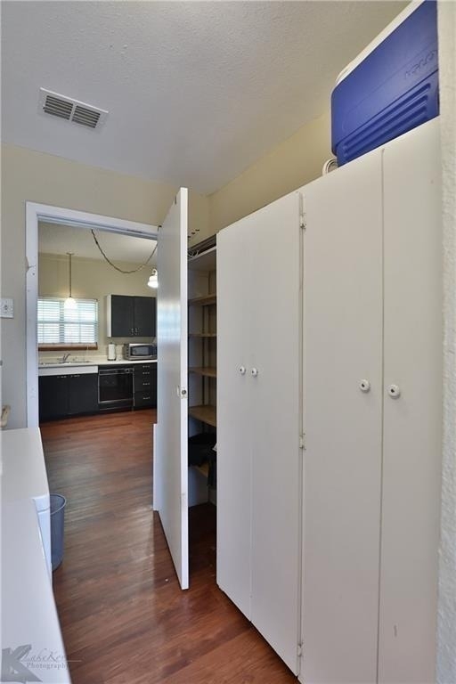 418 Elm Street - Photo 8
