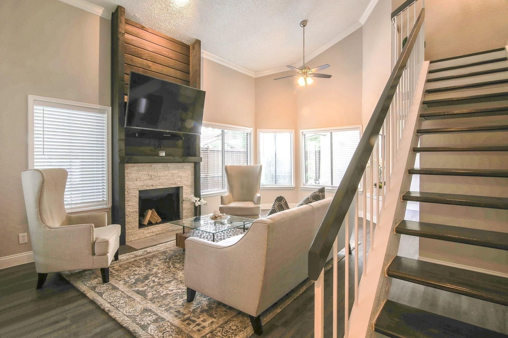 821 Dublin Drive - Photo 1