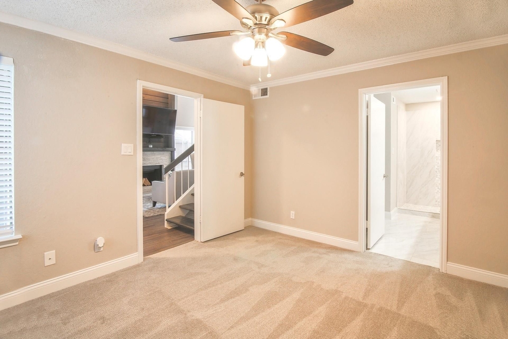 821 Dublin Drive - Photo 15