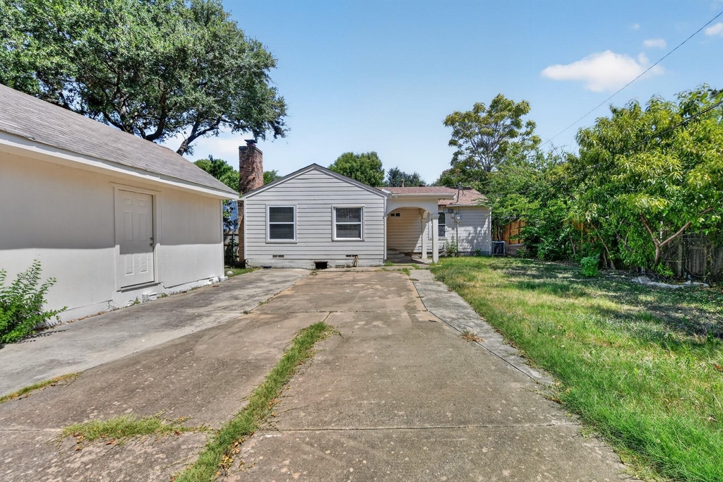 2358 Norwood Drive - Photo 29