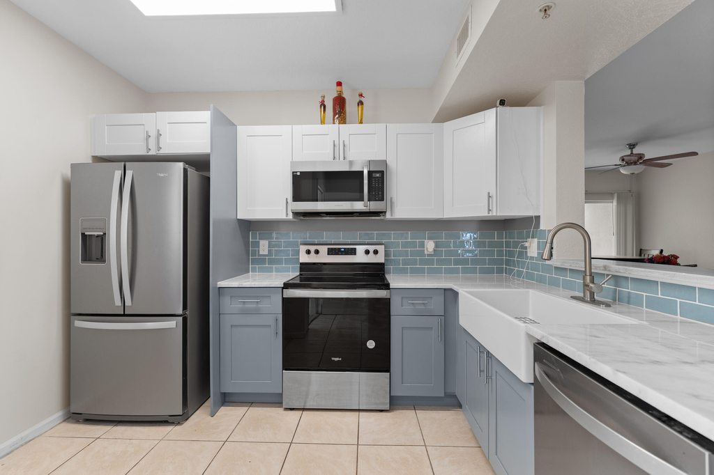 1165 Golden Lakes Boulevard - Photo 8