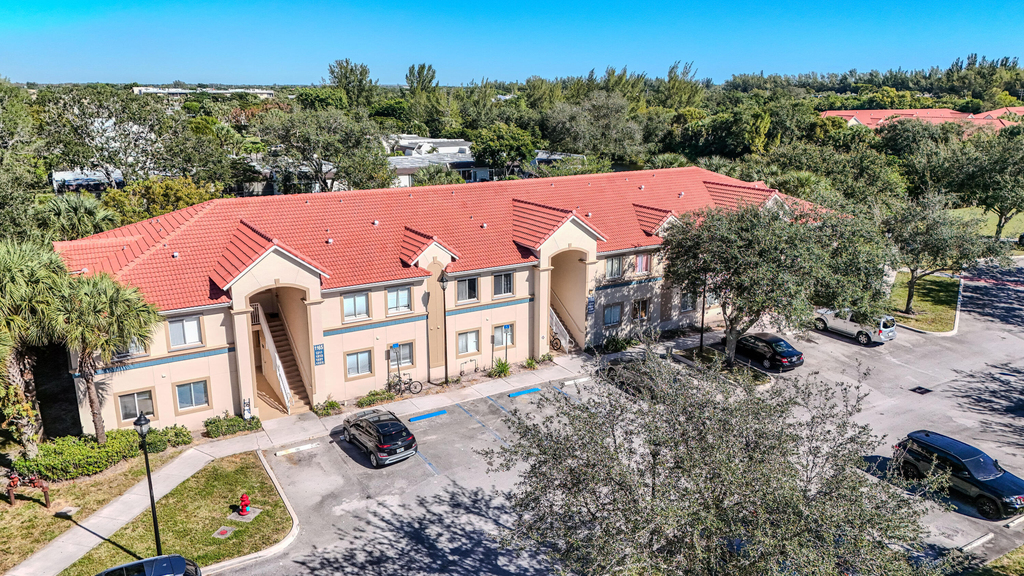 1165 Golden Lakes Boulevard - Photo 34