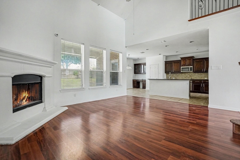 3023 Riverwood Lane - Photo 4