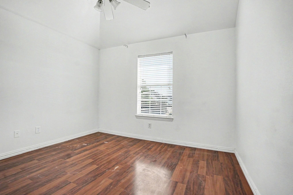 3023 Riverwood Lane - Photo 16