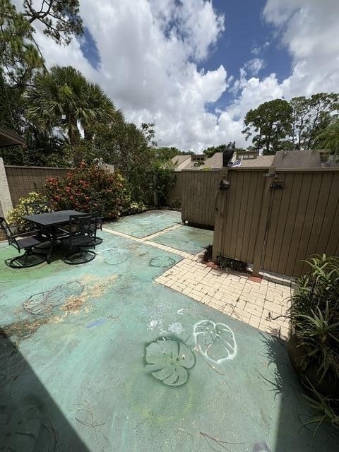 249 Pleasant Wood Drive - Photo 3