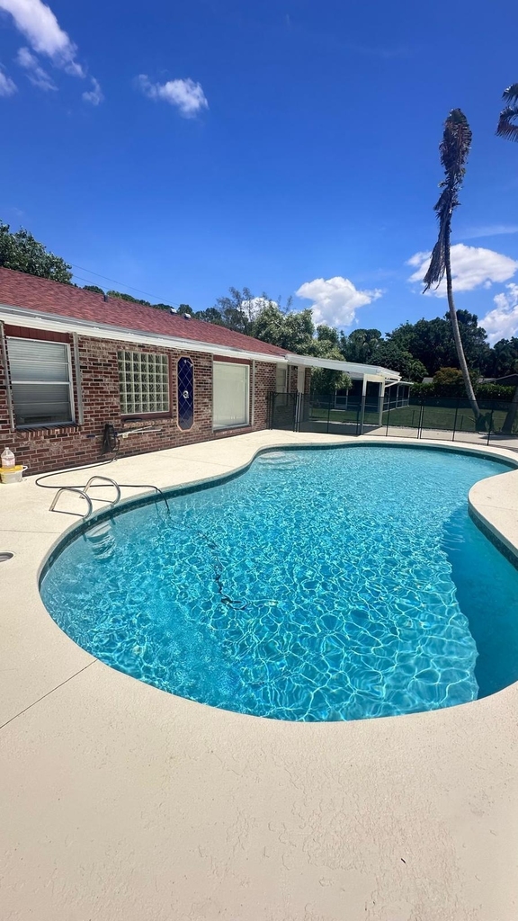 8102 Pioneer Road - Photo 2