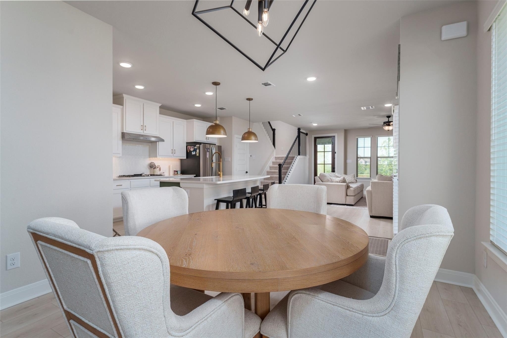 905 Carnation Drive - Photo 10