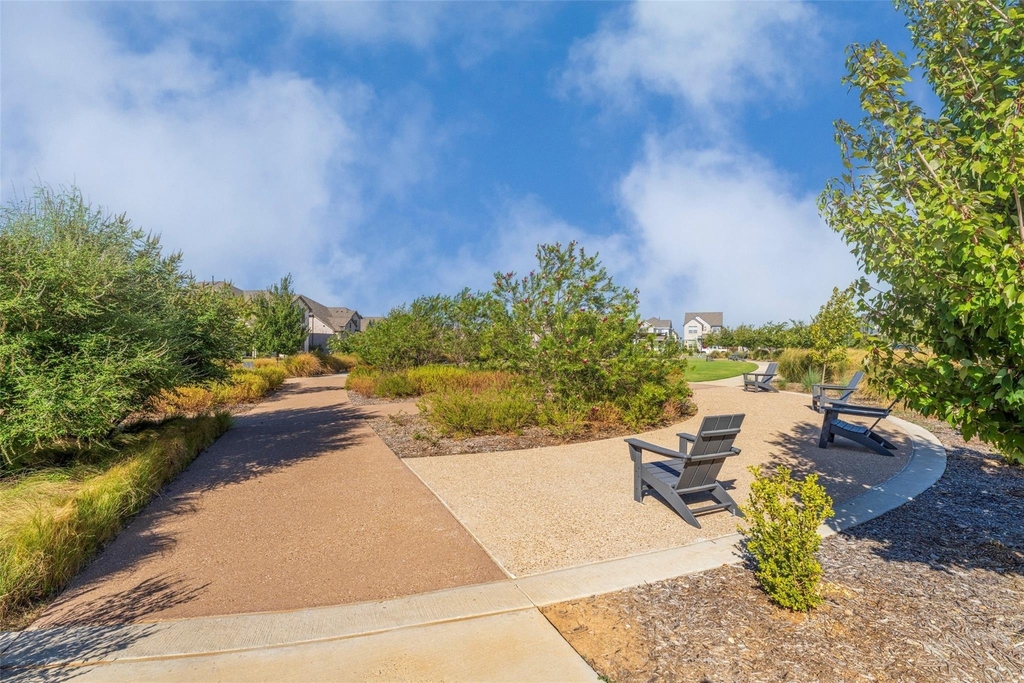 905 Carnation Drive - Photo 25