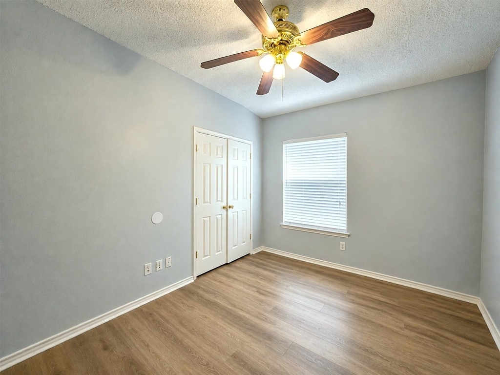 10512 Napa Valley Drive - Photo 9