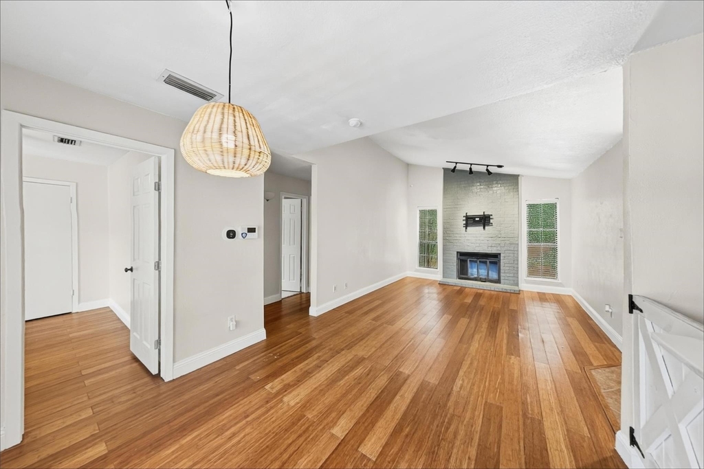 1108 Quail Valley Lane - Photo 6