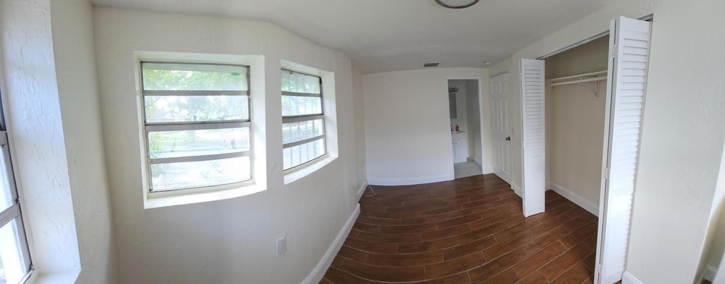 314 Nw 5th St. - Photo 2