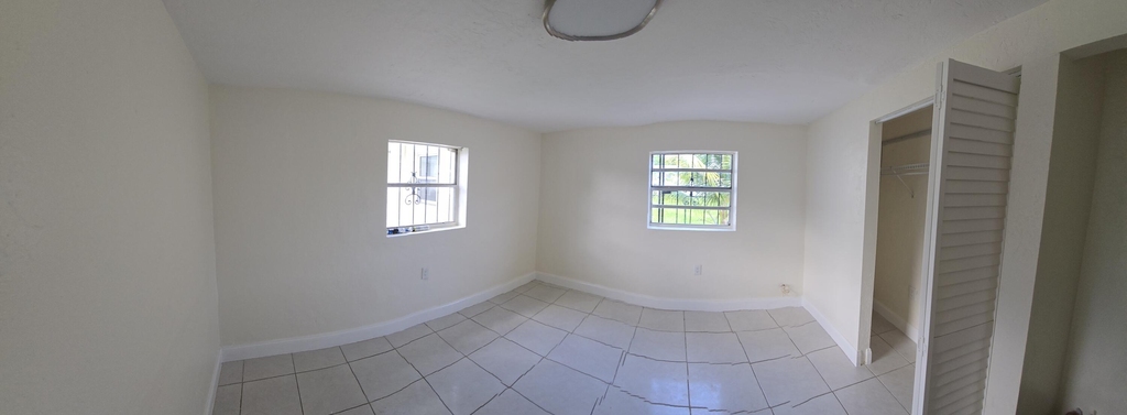 314 Nw 5th St. - Photo 3