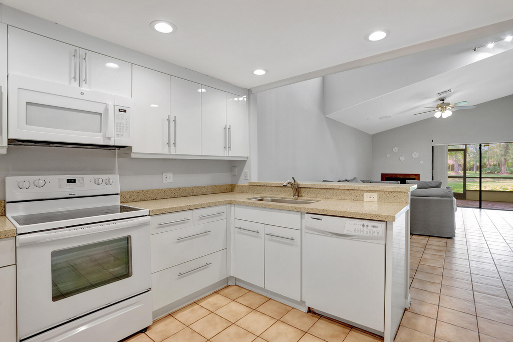 22312 Whistling Pines Lane - Photo 21