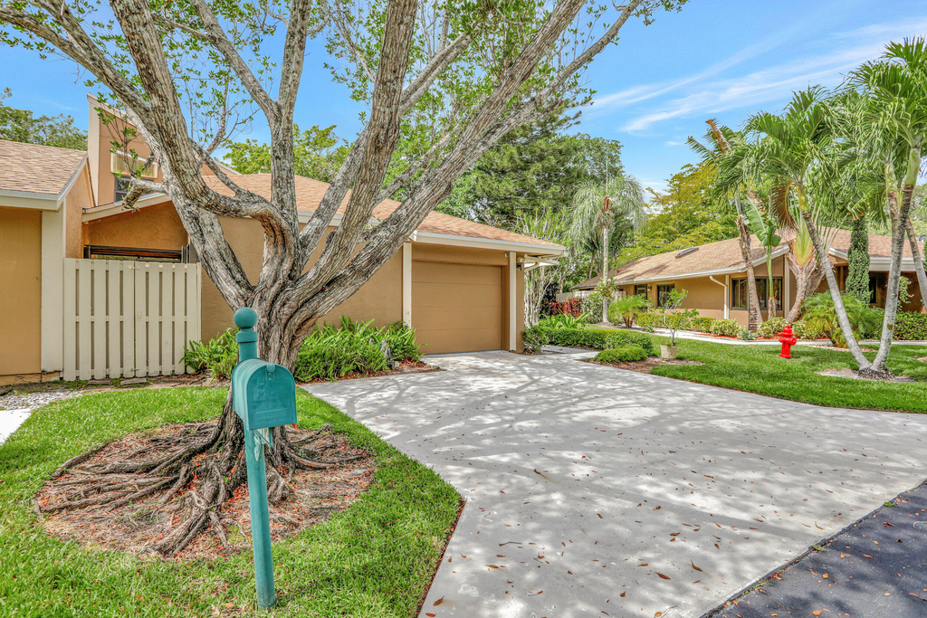 22312 Whistling Pines Lane - Photo 34