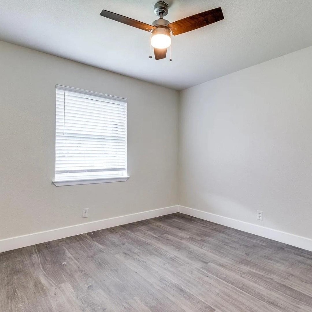 3709 Hilton Drive - Photo 11
