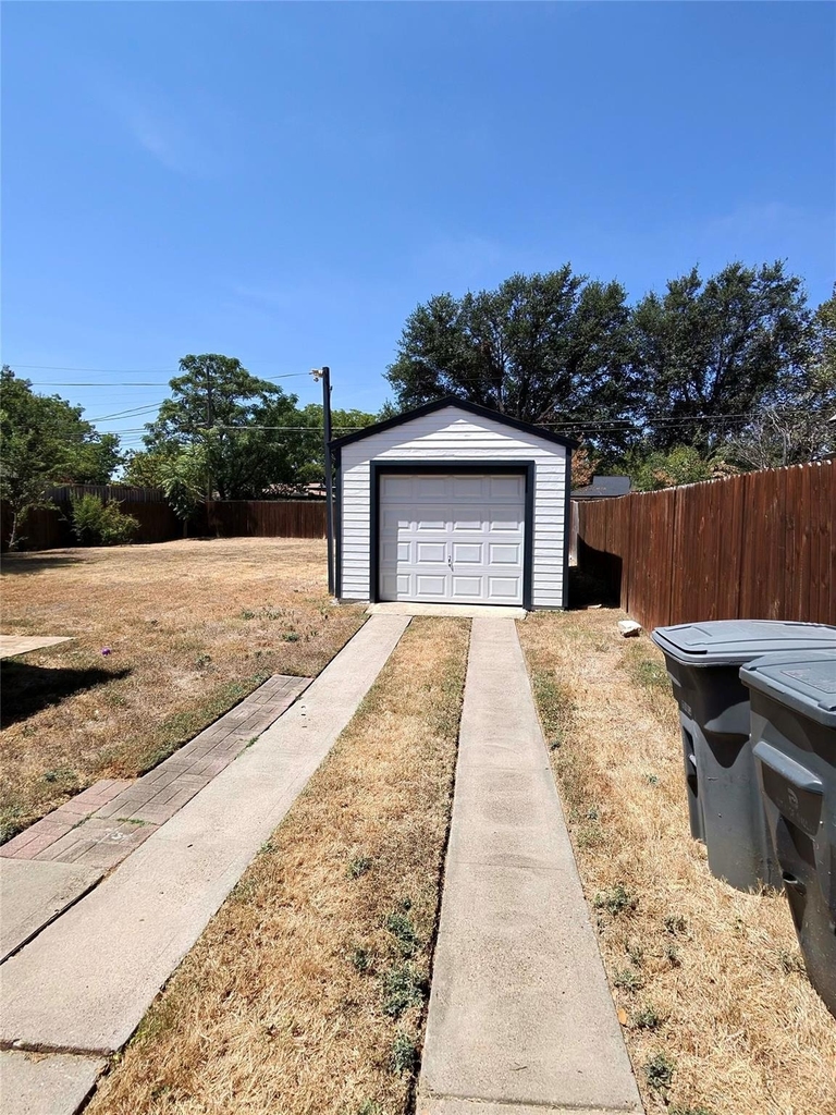 3241 S Edgefield Avenue - Photo 17